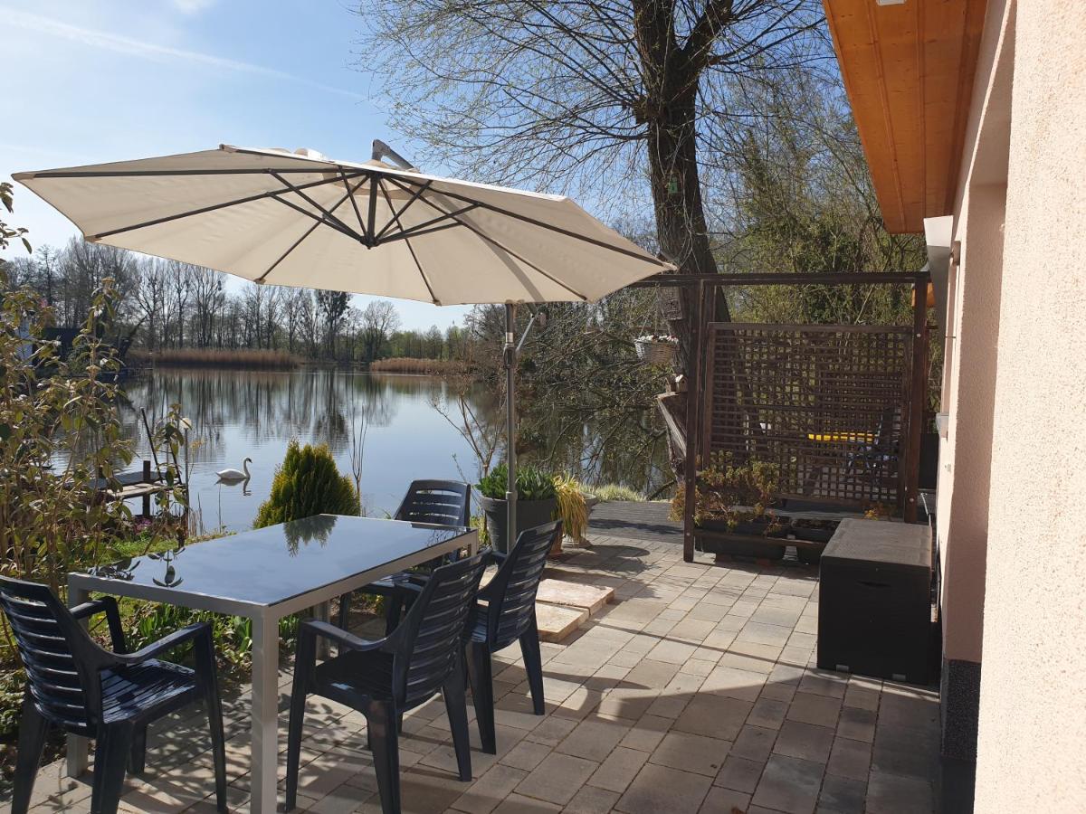 Villa Ferienoase An Der Wublitz à Potsdam Extérieur photo
